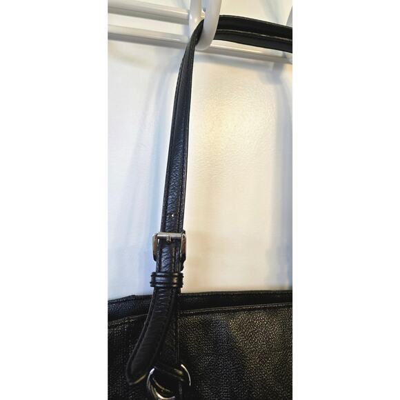 Genuine Michael Kors Woman's Bedford Leather Purse - Picture 3 of 16